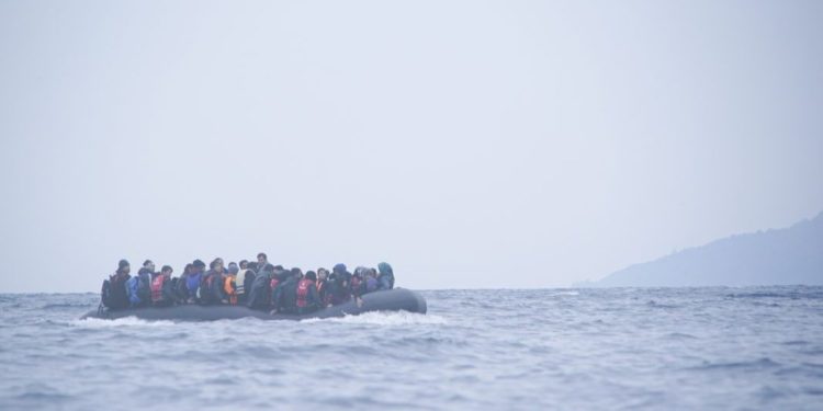 Përmbytet anija në Libi, 15 emigrantë humbën jetën