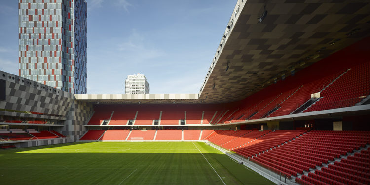 Katar 2022/ Trajneri Reja dhe kapiteni Berisha: Mund t’ia dalim për ëndrrën, detyrim kemi të japim maksimumin nesër