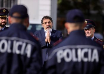 1200 aplikime deri më tani/ Çuçi thirrje të rinjve që duan t’i bashkohen Policisë së Shtetit: Nisni karrierën duke ruajtur integritetin moral dhe profesional