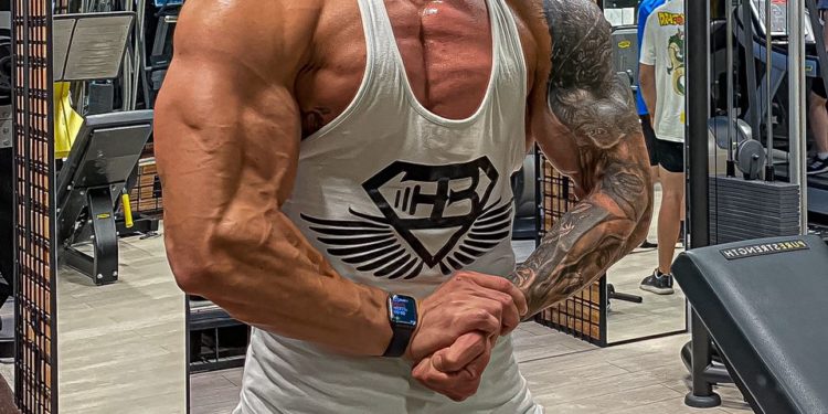 Intervista/ Puna, disiplina, fitoret dhe objektivat e kampionit të Bodybuilding, Leonard Ballazhi