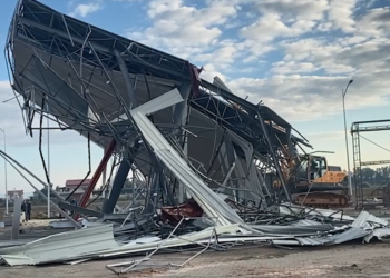 IKMT shemb pikën e karburantit pa leje në rrugën Fier-Lushnje, 3.8 milionë lekë gjobë për subjektin që e ndërtoi (VIDEO)