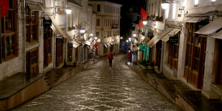 Tërmeti në Gjirokastër, banorët: Ishte drithërimë