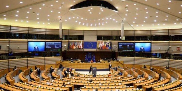 PE: Bashkëpunimi BE-SHBA më se i nevojshëm në Ballkan