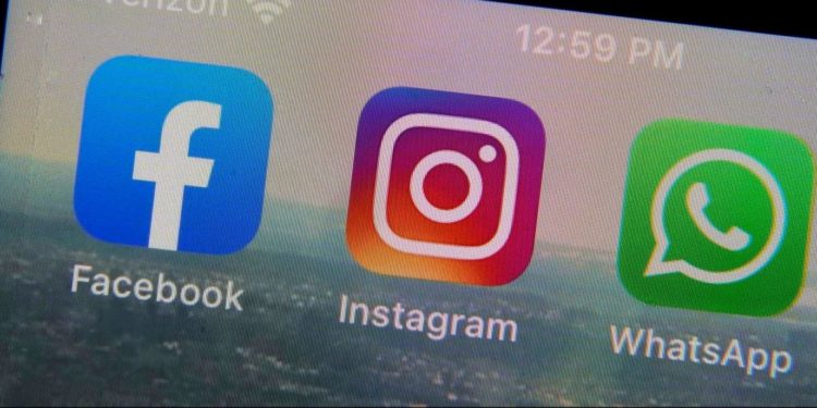 Kritika ndaj kompanisë Facebook për ndikim negativ tek përdoruesit