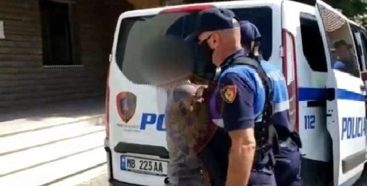 Shpërndante kanabis në një lagje të Lezhës, arrestohet 40-vjeçari