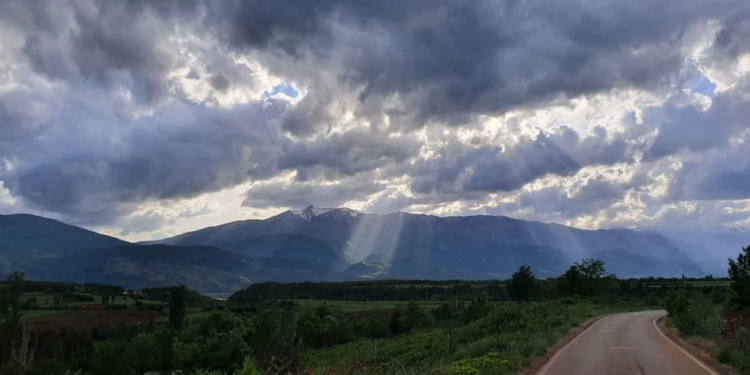 Nga jugu në veri, si parashikohet moti për ditën e sotme