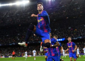 Shpëtimtari Pique, Barça mbetet e “gjallë” në Champions, tani Koeman sfidon Realin
