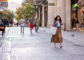 Greqia merr vendimin ekstrem për të punësuarit: Certifikatë shëndetësore ose test, gjobë 2 mijë euro