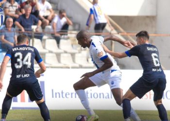 Tirana fiton pa shënuar dhe merr kreun, Laçi në krizë