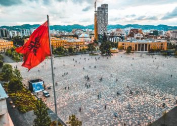 Shqipëria, e fundit në Europë për indeksin e zbatimit të ligjit, kampione në korrupsion