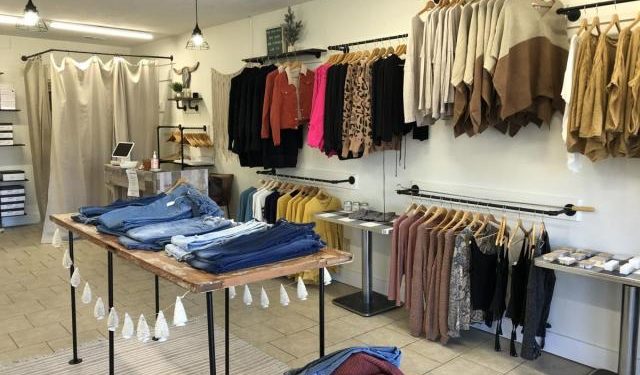 Shqiptarët në pandemi i rritën shpenzimet për veshje e këpucë, të vetmit në Europë