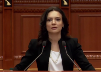 Spiropali ironizon opozitën: Ju përballë patronazhistëve jeni një magazinë pa inventar