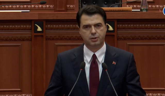 “Paratë shkojnë për oligarkët”, Basha: Rama ka marrë më shumë borxh se gjithë qeveritë pas ’90-tës