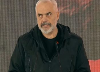 Nis puna për Aeroportin e Vlorës/ Rama: Mu desh të duroja padurimin dhe përqeshjen e vlonjatëve