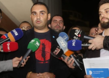 Thellohet përçarja/ Belind Këlliçi jep dorëheqjen nga kreu i Forumit Rinor të PD