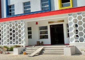 7 nxënës infektohen me koronavirus, mbyllet një klasë në gjimnazin e Këlcyrës