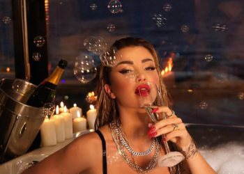 Roza Lati: Shqiptarët kanë nevojë për s*ks, të hapen shtëpitë publike dhe të legalizohet marijuana (FOTO)