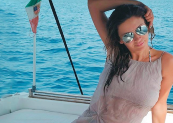 U diplomua në Tiranë, jeta e shqiptares që plagosi mjekun grek dhe dietat deri në 4000 euro. Pse Klodiana njihej si gruaja “merimangë”