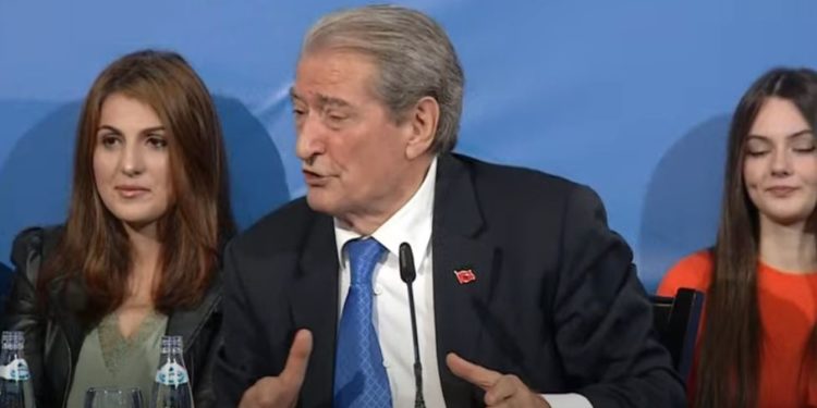 Berisha: Ju paguani litrin e naftës si qytetarët e Zvicrës, por merrni rrogë 10 herë më të ulët