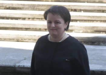 Kreu shitje fiktive të apartamentit dhe bleu makinë jo me çmimin real, zbardhet manovra e gjyqtares për të fshehur pasurinë