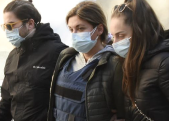 “Si u kthye kukulla në bishë”, rrëfehet shoqja e shqiptares që tronditi Athinën: Gjithçka ndryshoi kur humbi kujdestarinë e fëmijës atje, u çmend, fliste marrëzi…