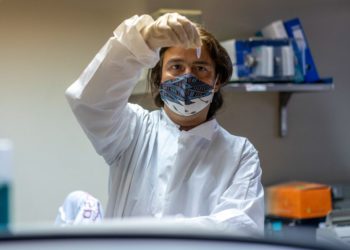 Po vjen varianti i ri, mjeku: Nuk do të ngelet njeri pa u infektuar, keni vetëm një zgjidhje