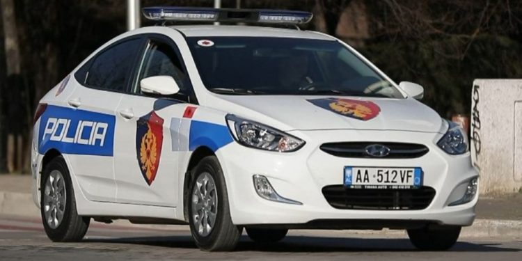 Burri nga Delvina alarmon policinë: Më ka ikur gruaja bashkë me vajzën adoleshente