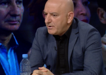 Roland Bejko: Në Gjirokastër po mblidhen firma që të mbrojnë doktorin. PD sot është e ndarë në 3 pjesë