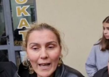 Kush është gruaja misterioze e dyshuar si bashkëpunëtore? Nëna e Mateos denoncim në polici: Dha të njëjtat deklarata si vrasësi