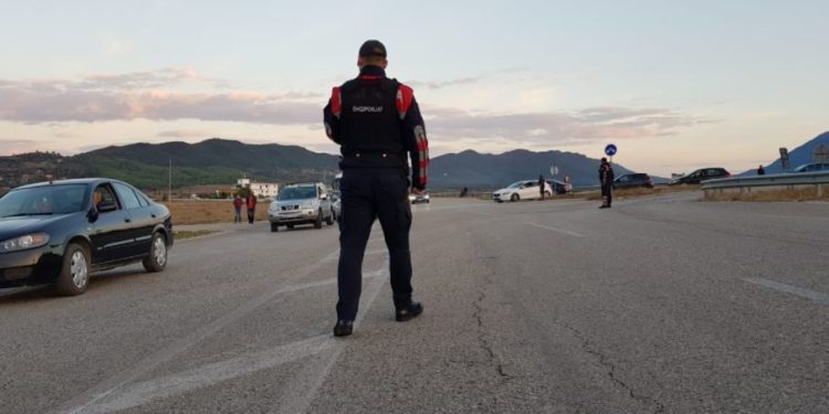 Kontrabandë ilaçesh, arrestohet 65-vjeçari nga Dropulli