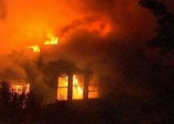 Merr flakë shtëpia, digjet i gjallë 66-vjeçari në Sarandë