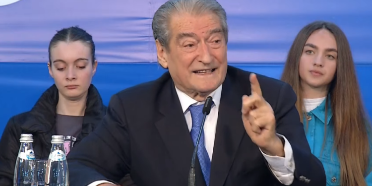 Ne nuk e kemi luksin të ndjekim pas një të marrë si Berisha