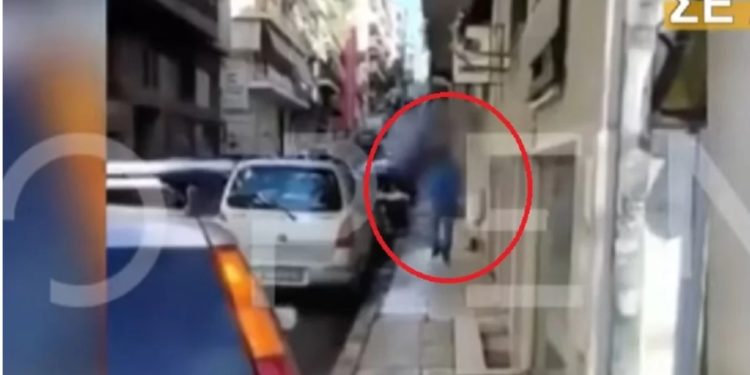 Arrestohet manjaku shqiptar në Athinë, ngacmonte gratë nëpër rrugë