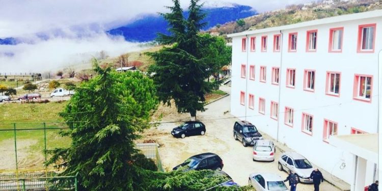 Skandali me pagat/ Kreu i Shërbimit Zjarrfikës në Libohovë ka rrogën më të lartë, 1,7 milion lekë në muaj