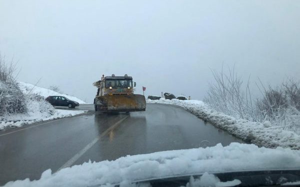 Deri në 1 metër trashësi, zonat që do të mbulohen nga bora gjatë ditëve në vijim