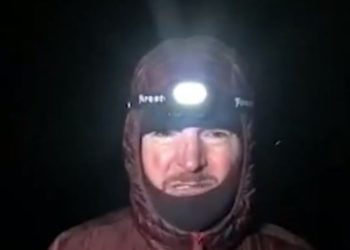 “Mendova se e mbylla me këtë botë”, gazetari Alfred Lela rrëfen tmerrin në malin e Munellës (VIDEO)