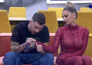 Donaldi “thikë pas shpine” për Borën, deklarohet për Beatrixin: Kjo është ajo që dua…