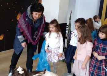 Festat/ Dhurata nga“Intermedica” për fëmijët e kopshtit Nr.1 në Sarandë