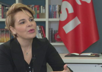 Paralajmëron Monika Kryemadhi: Mos u çudisni që të dalin databaze të reja, do të frikësojnë njerëzit