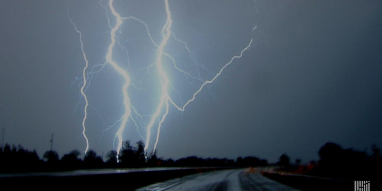 Po vjen stuhia nga deti, Shqipëria do të përballet me 3 ditë të vështira