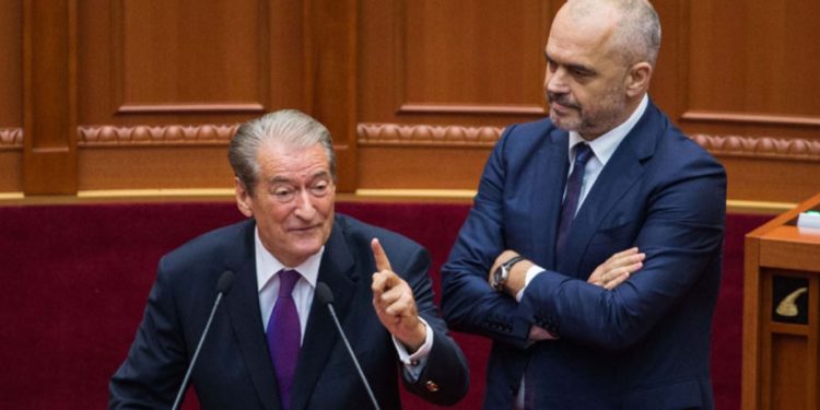 “Bjeruni”, publikohet për herë të parë biseda e pazbuluar mes Ramës dhe Berishës (VIDEO)