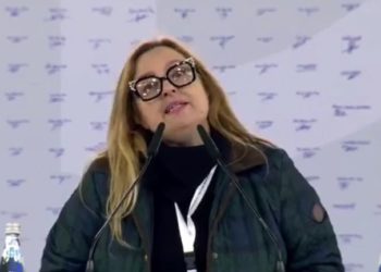 “Shën Eleonora” e Gjirokastrës vetëshpallet kandidatja e ardhshme e PD për bashkinë (VIDEO)