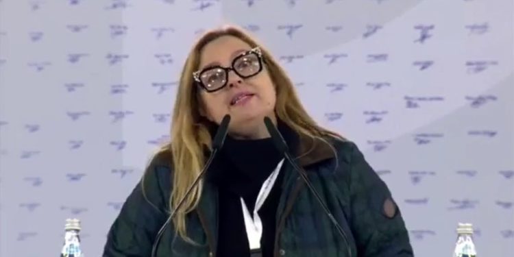 “Shën Eleonora” e Gjirokastrës vetëshpallet kandidatja e ardhshme e PD për bashkinë (VIDEO)