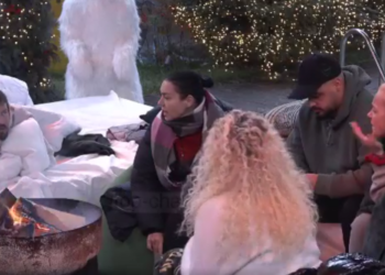 Donaldi pyet Einxhel: A ke shkuar me ndonjë për lekë?