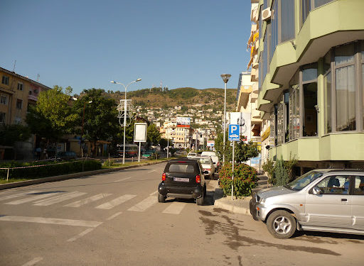 Para dhe pushtet, ja sa janë rrogat e punonjësve të Tatimeve në Gjirokastër