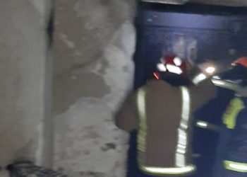 12- vjeçarja u dogj në banesë, Bashkia Dropull i jep familjes 1 milion lekë ndihmë