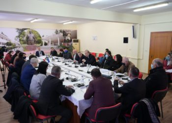 “Tavolina e Gjirokastrës”, Universiteti “Eqrem Çabej” organizon forum për perspektivën e zhvillimit rajonal