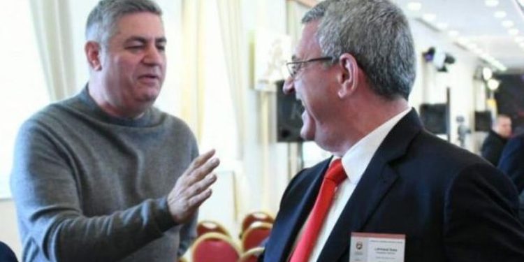 Të paktën 8 anëtarë kundër Dukës, dy skenarë për zgjedhjet nesër në shoqatën e Gjirokastrës