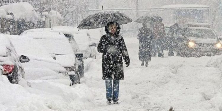 I ftohti i acartë “pushton” vendin, temperaturat pritet të shkojnë deri në -20 gradë