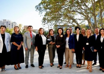 Komisioni i Vettingut mblidhet për tre ditë në një resort luksoz të Vlorës, nuk tregojnë sponsorin privat të financimit